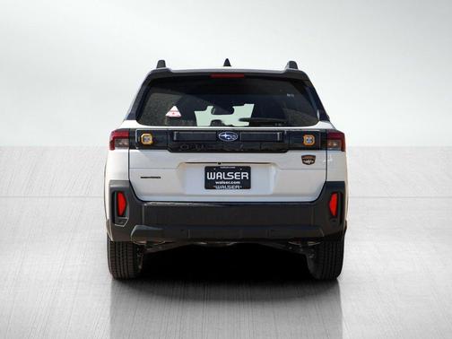 Crystal White Pearl 2026 Subaru Outback Wilderness