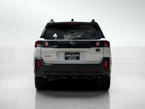 Crystal White Pearl 2026 Subaru Outback Wilderness