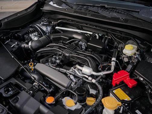2025 Subaru Forester Base