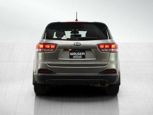 2018 Kia Sorento L