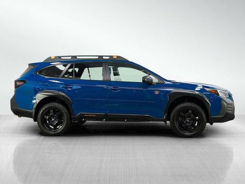 Geyser Blue 2022 Subaru Outback Wilderness