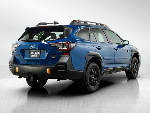 Geyser Blue 2022 Subaru Outback Wilderness