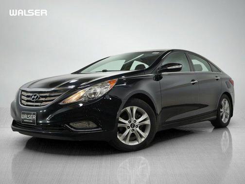 2011 Hyundai SONATA Limited