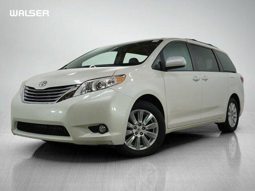 2017 Toyota Sienna XLE