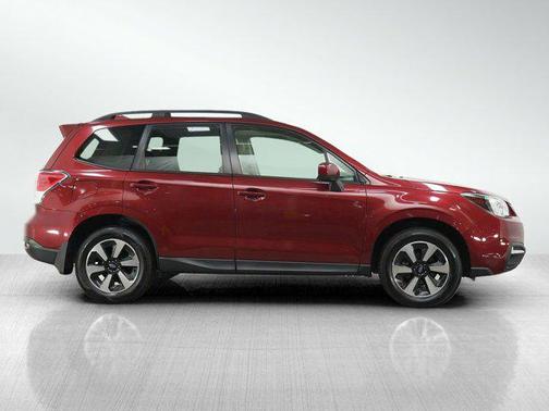 Venetian Red Pearl 2017 Subaru Forester 2.5i Premium