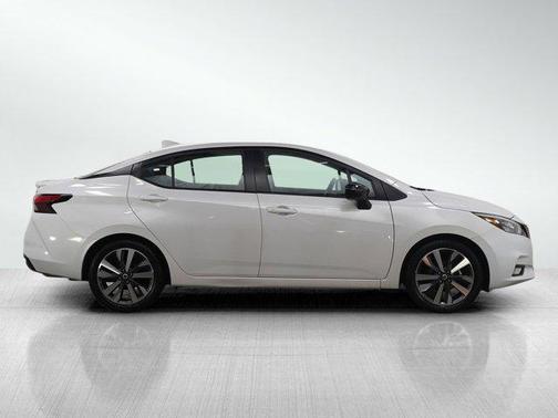 2020 Nissan Versa 1.6 S