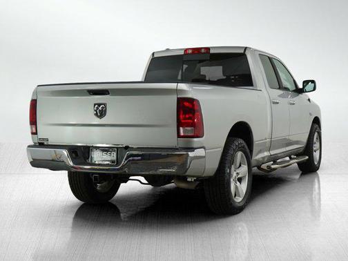 2016 RAM 1500 SLT