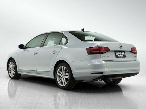 2017 Volkswagen Jetta 1.8T SEL