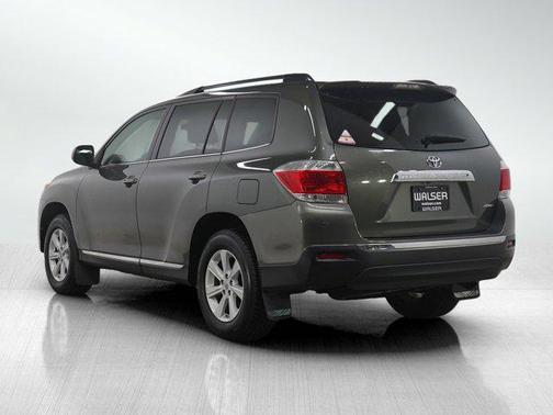 2013 Toyota Highlander SE