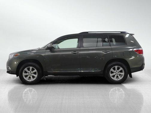 2013 Toyota Highlander SE