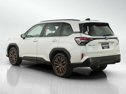 Crystal White Pearl 2025 Subaru Forester Sport