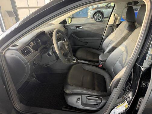 2014 Volkswagen Jetta Auto SE