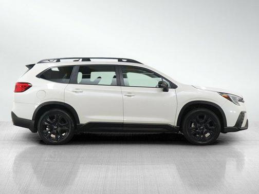 Crystal White Pearl 2023 Subaru Ascent Onyx Edition 7-Passenger