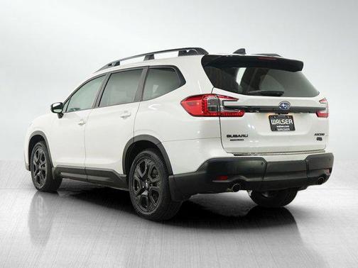 Crystal White Pearl 2023 Subaru Ascent Onyx Edition 7-Passenger