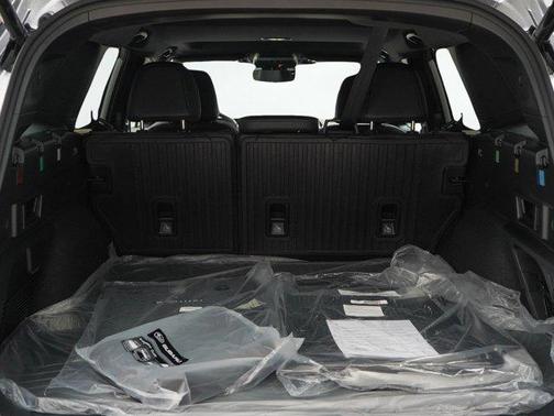 Ice Silver Metallic 2026 Subaru Outback Touring XT