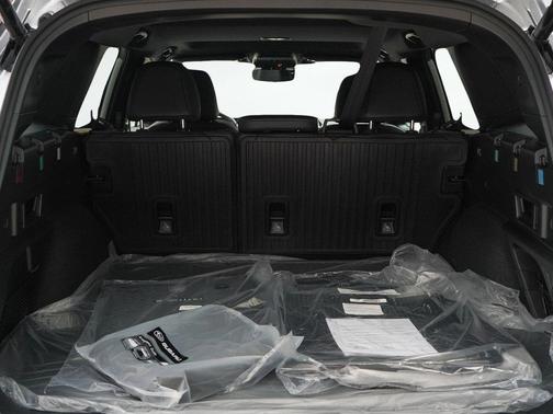 Ice Silver Metallic 2026 Subaru Outback Touring XT