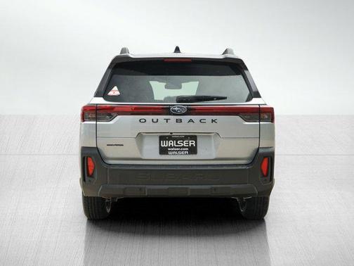 Ice Silver Metallic 2026 Subaru Outback Touring XT