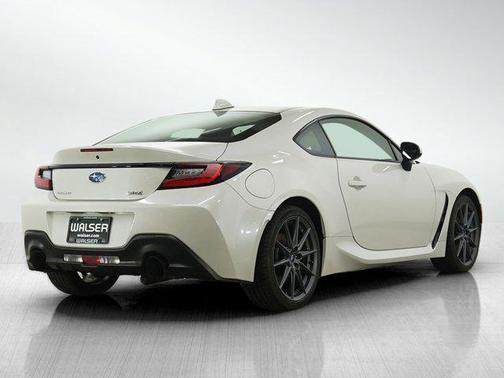 Crystal White Pearl 2023 Subaru BRZ Limited