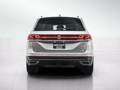 Silver Mist Metallic 2026 Volkswagen Atlas 2.0T SE w/Technology 4MOTION