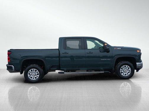 2025 Chevrolet Silverado 3500 LT