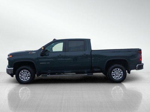 2025 Chevrolet Silverado 3500 LT
