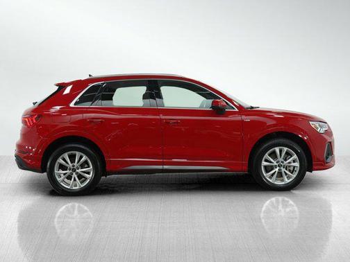 2024 Audi Q3 Premium 45 TFSI S line quattro Tiptronic