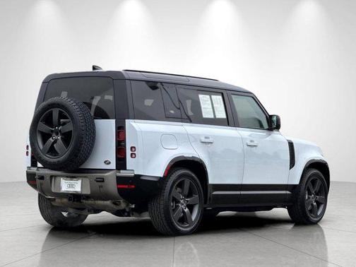 2022 Land Rover Defender 110 X-Dynamic HSE