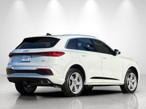 2025 Audi Q5 Premium Plus TFSI quattro S tronic