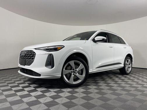 2025 Audi Q5 Premium Plus TFSI quattro S tronic