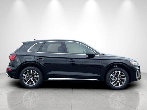 2025 Audi Q5 45 S line Premium