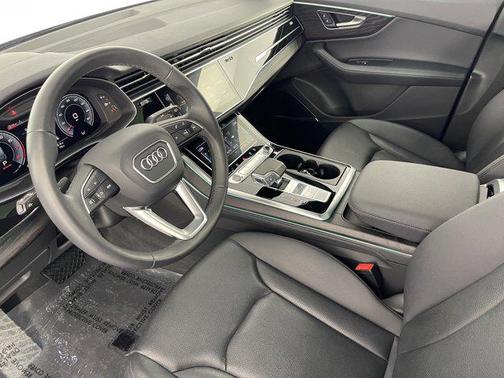 2022 Audi Q7 55 Prestige
