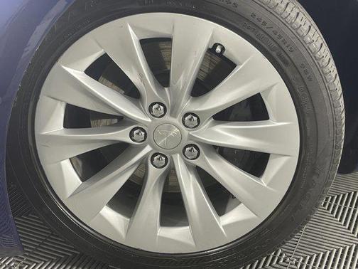 2017 Tesla Model S 75