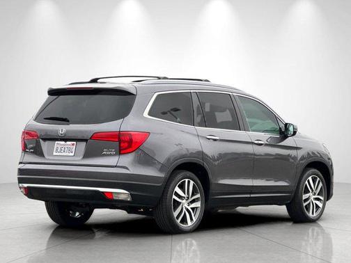 2018 Honda Pilot Elite