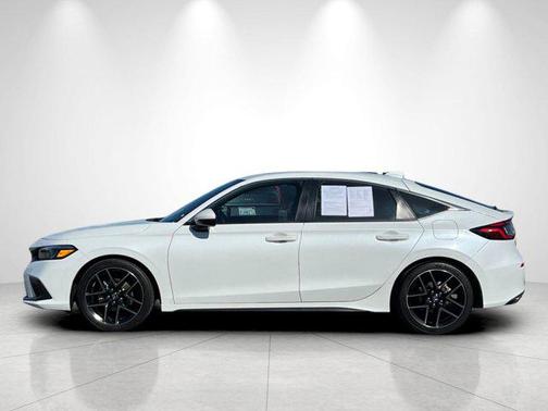 Platinum White Pearl 2022 Honda Civic Sport Touring