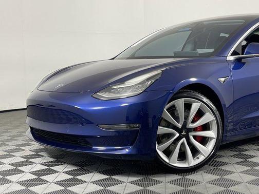 2018 Tesla Model 3 Long Range