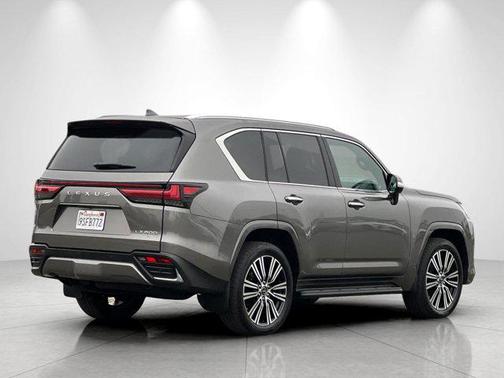 2024 Lexus LX 600 Luxury