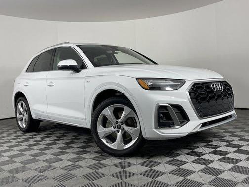 2025 Audi Q5 45 S line Premium Plus