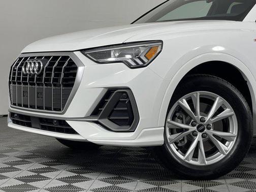 2025 Audi Q3 45 S line Premium Plus