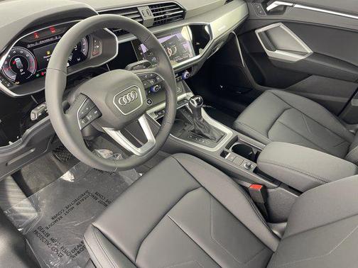2025 Audi Q3 45 S line Premium Plus