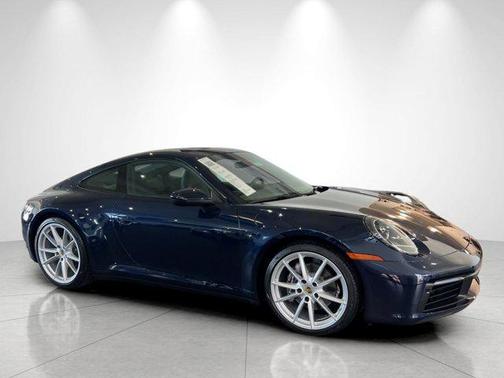 2020 Porsche 911 Carrera