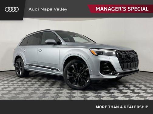 2025 Audi Q7 55 Premium Plus