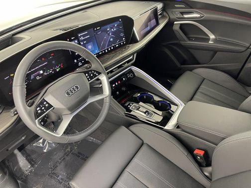 2025 Audi Q5 Prestige