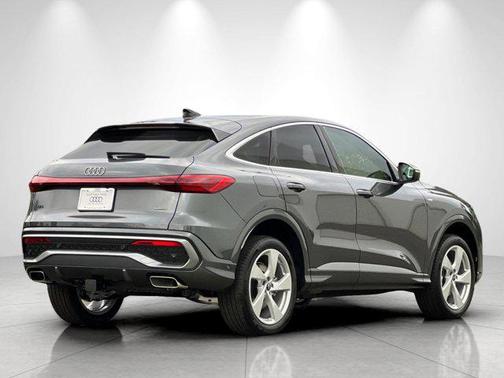 2025 Audi Q5 Premium Plus TFSI quattro S tronic