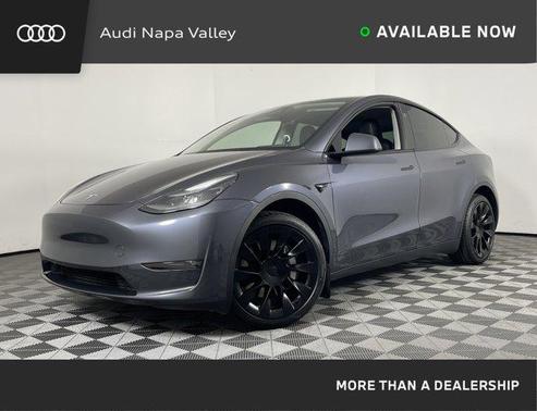 2023 Tesla Model Y Long Range Dual Motor All-Wheel Drive