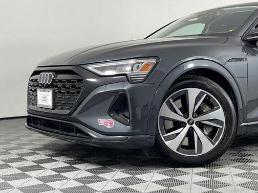2024 Audi Q8 e-tron Premium
