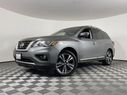 2020 Nissan Pathfinder Platinum 2WD