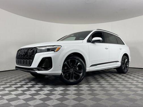 2025 Audi Q7 55 Premium Plus