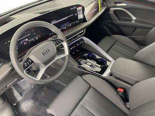 2025 Audi Q5 Prestige