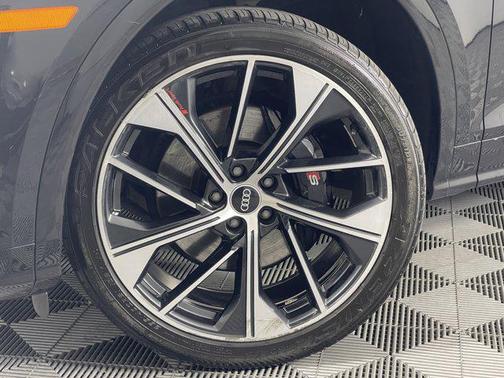 2020 Audi SQ5 3.0T Premium Plus