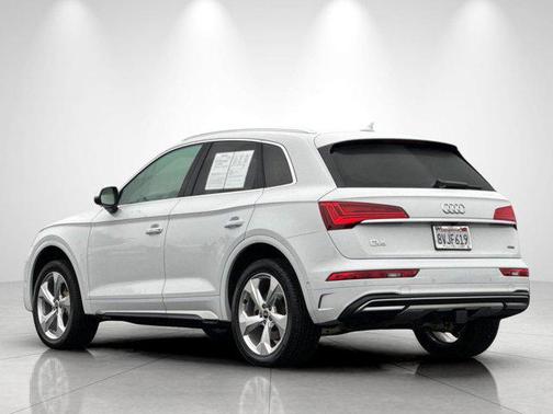 2021 Audi Q5 45 Prestige